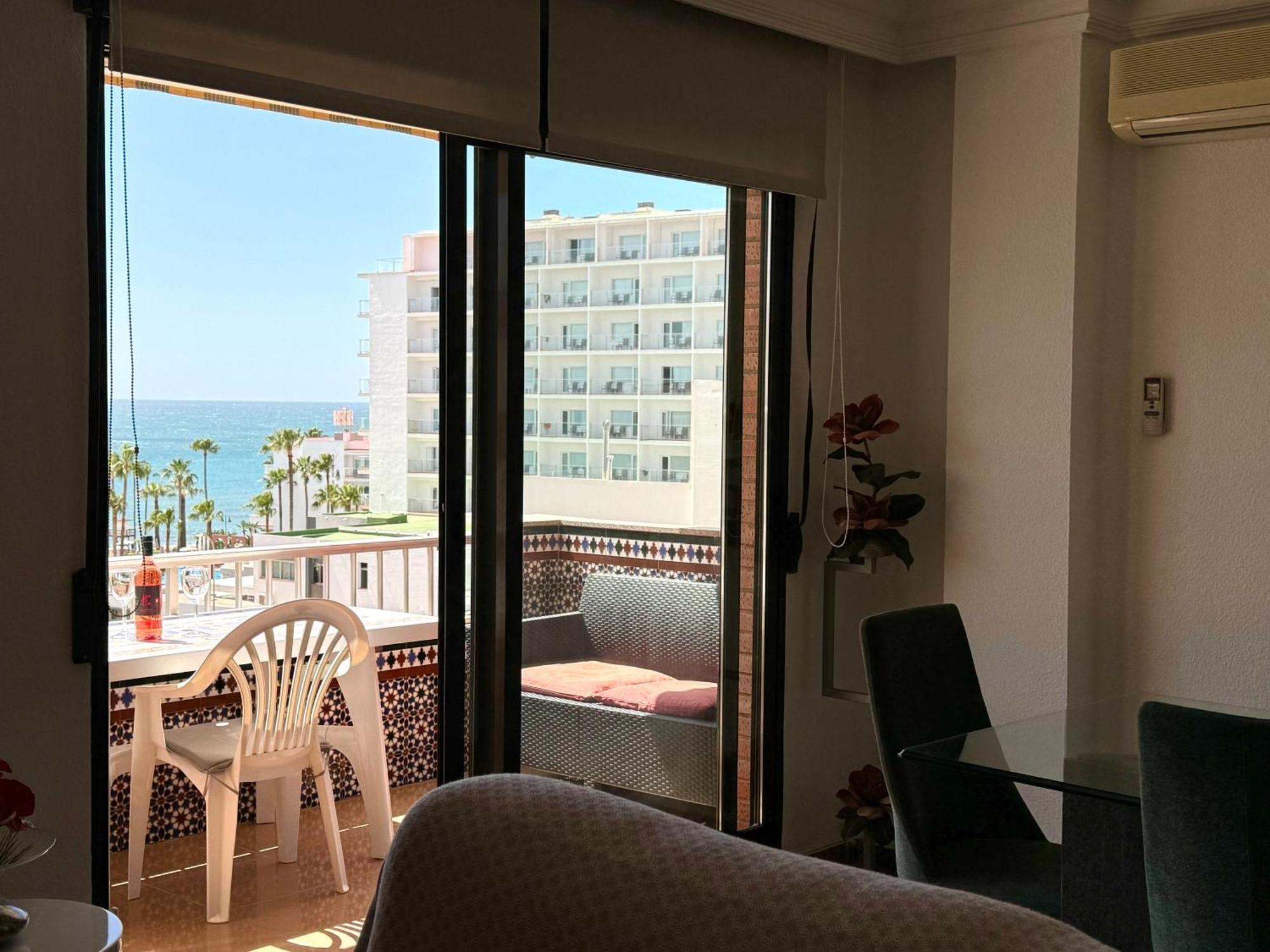 Apartmán La Carihuela A 150 Metros De La Playa Con Espectaculares Vistas Torremolinos Exteriér fotografie