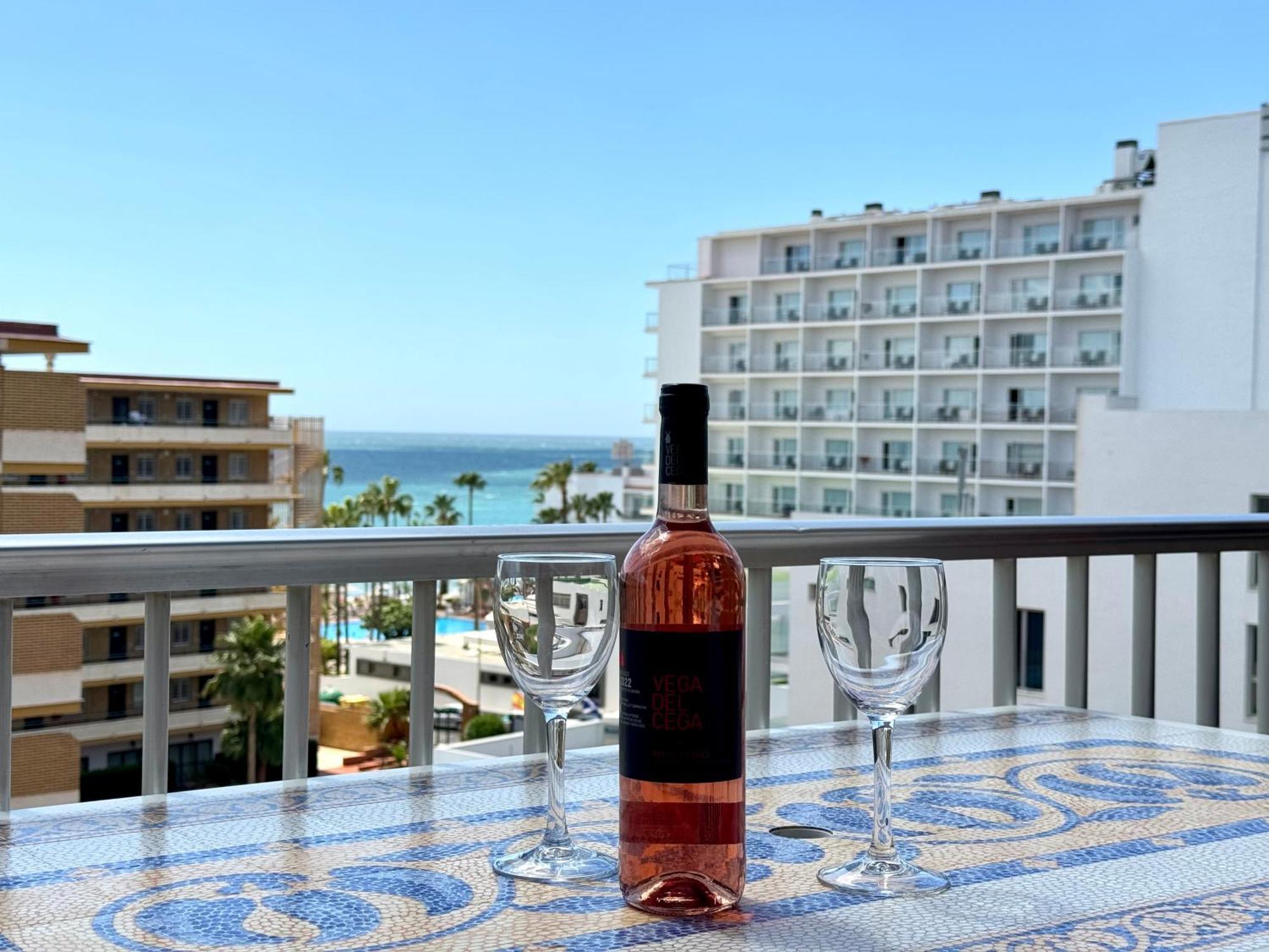 Apartmán La Carihuela A 150 Metros De La Playa Con Espectaculares Vistas Torremolinos Exteriér fotografie