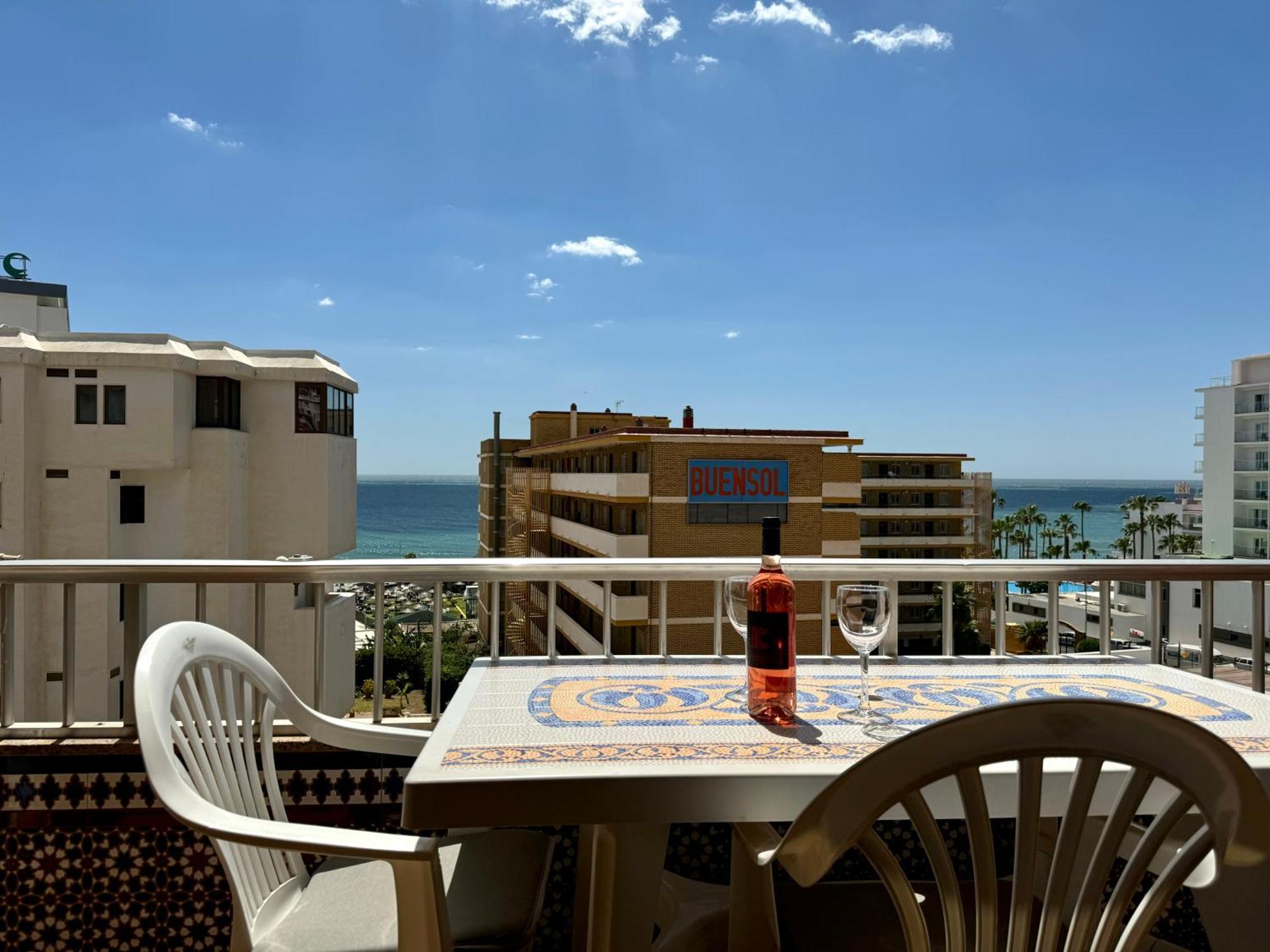 Apartmán La Carihuela A 150 Metros De La Playa Con Espectaculares Vistas Torremolinos Exteriér fotografie