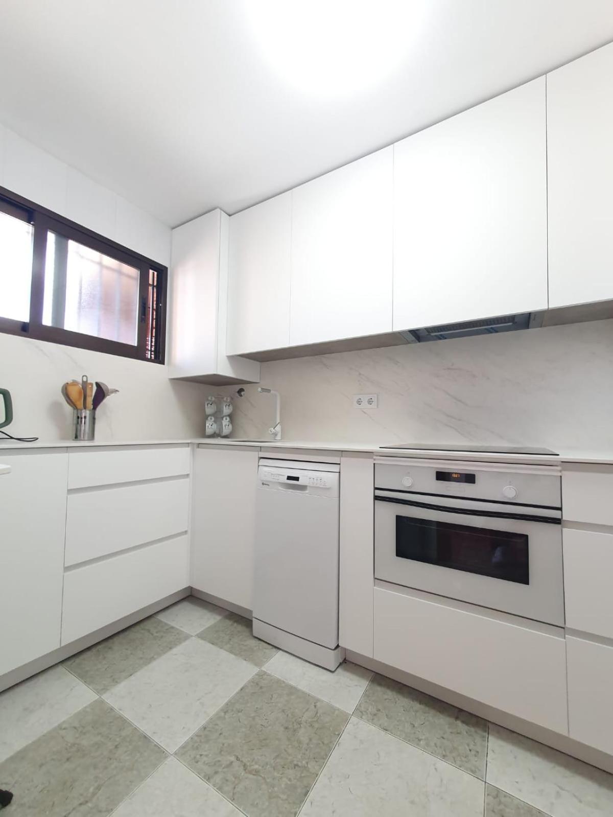 Apartmán La Carihuela A 150 Metros De La Playa Con Espectaculares Vistas Torremolinos Exteriér fotografie